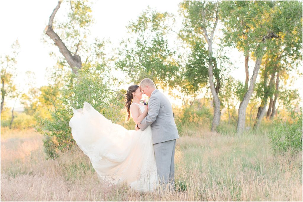 Navy & Fuchsia Wyoming Wedding